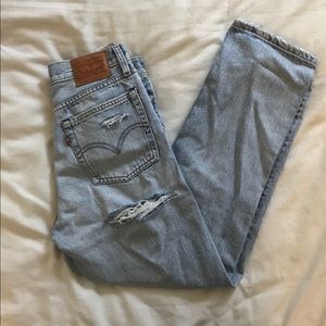 distressed vintage levi jeans